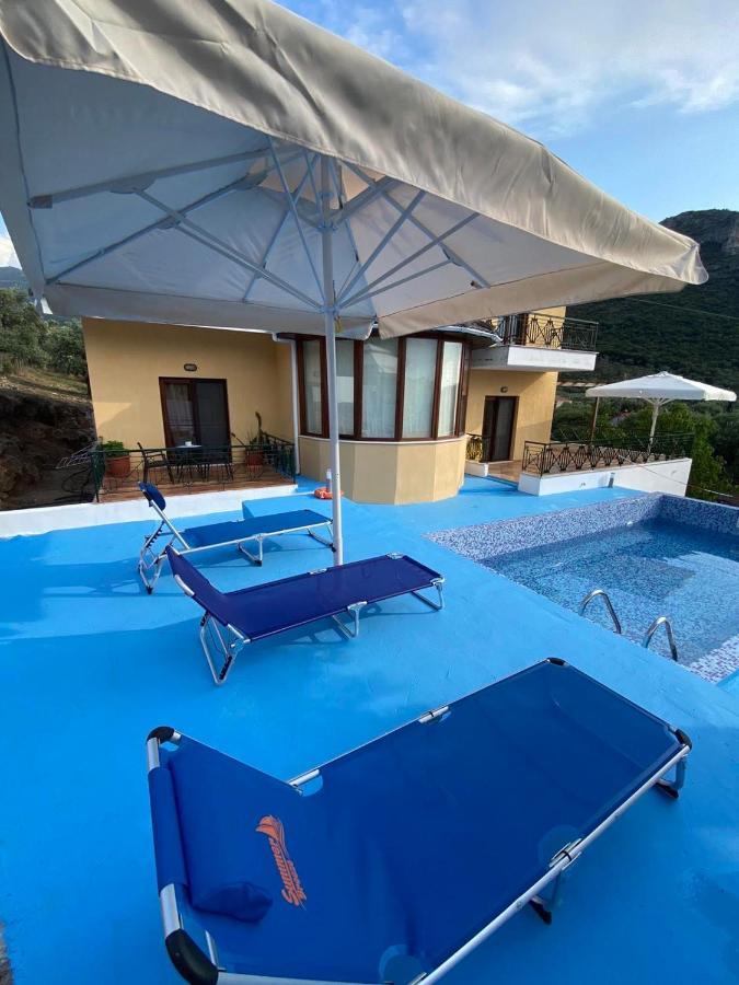 Villa Loridis 프리노스 외부 사진