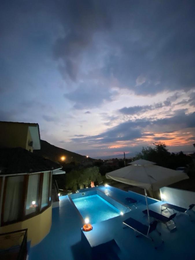 Villa Loridis 프리노스 외부 사진